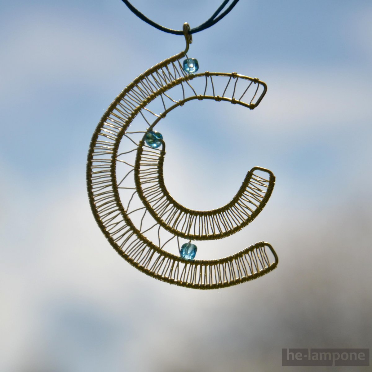 Měsíční náhrdelník