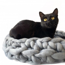 Pleteny pelíšek pro kočky z merino vlny