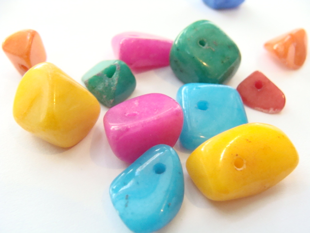 Nefrit, 12-25 mm, 25 gramů