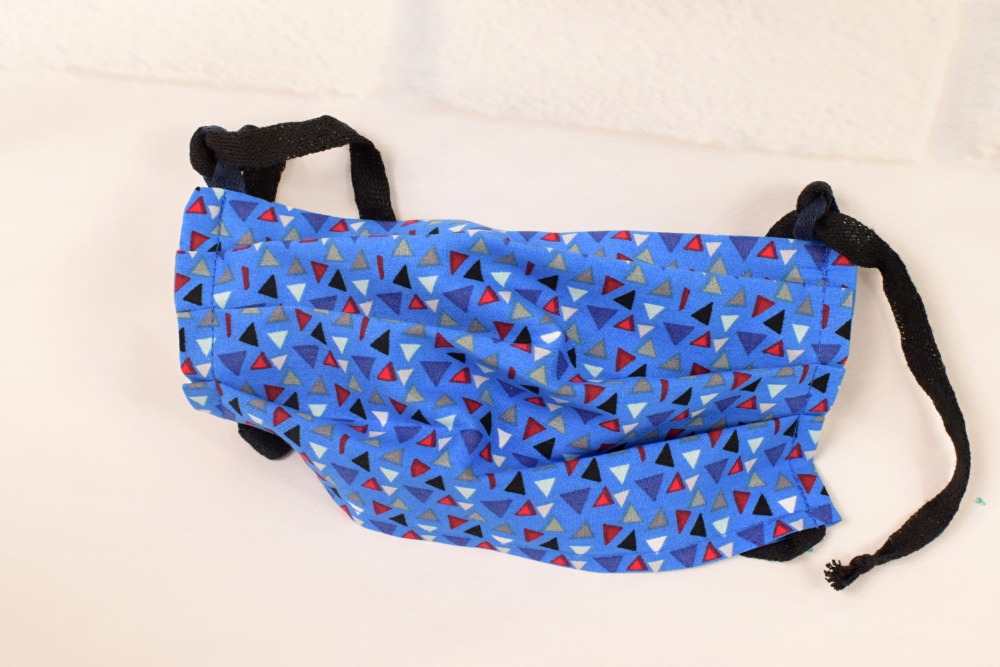 Rouška bez zavazování 