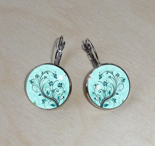 Náušnice z pryskyřice