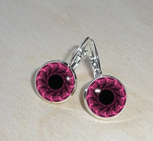  Náušničky z pryskyřice