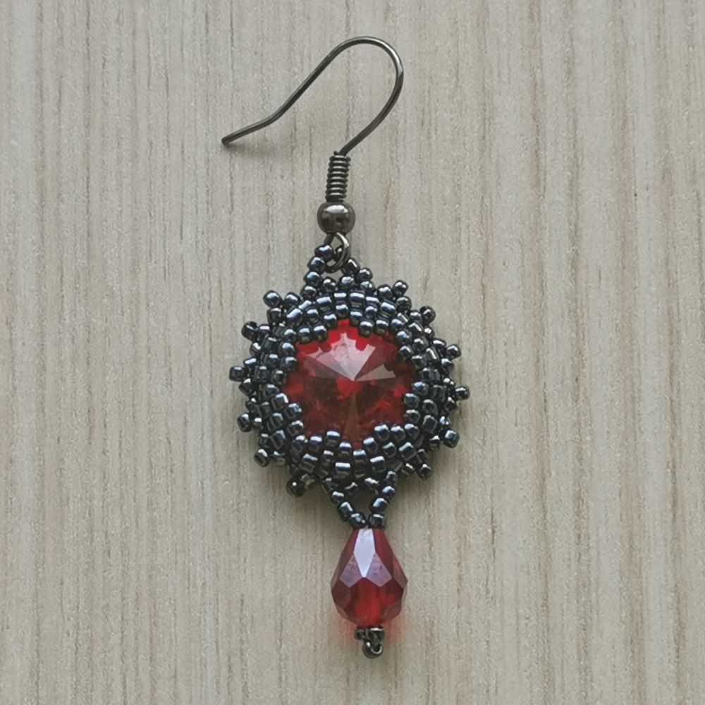 Náušnice Swarovski Siam.