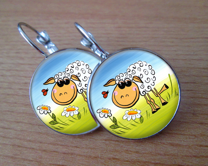 MALOVANÉ VISACÍ NÁUŠNICE - Ovečka