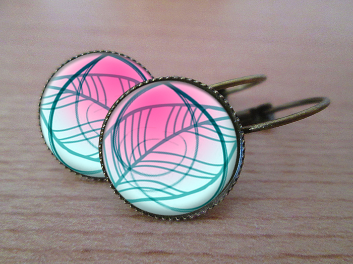 VINTAGE VISACÍ NÁUŠNICE - Něha