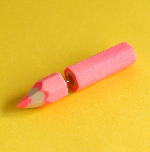 falešné roztahováky -  fimo pastelky, 1 ks