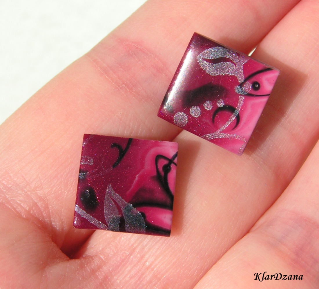 Náušnice Night bordo puzety