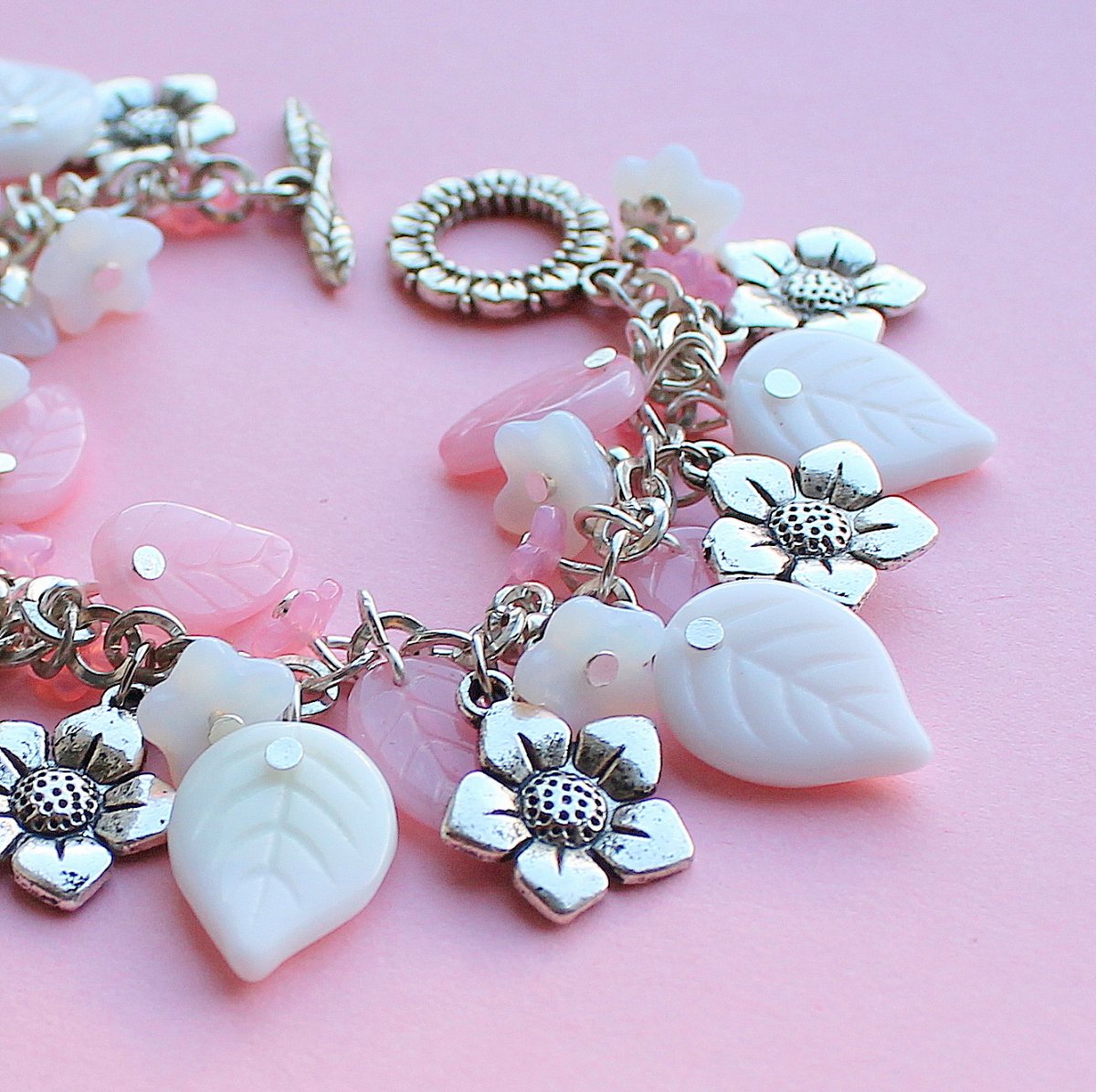 Brzy budou jablíčka - náramek