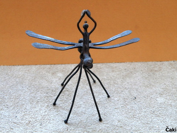 Jsem komár s panáčkem , ale nepíchám