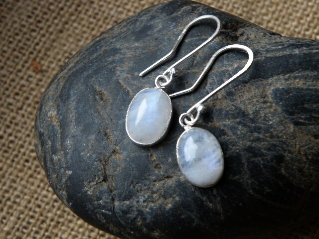 Měsíční kámen pro krásné ženy.....