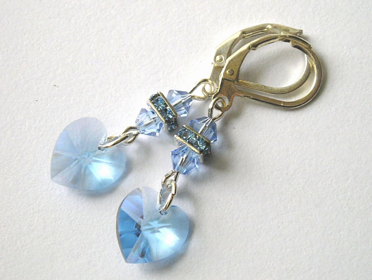 Swarovski Light Sapphire s šatonovými rondelkami