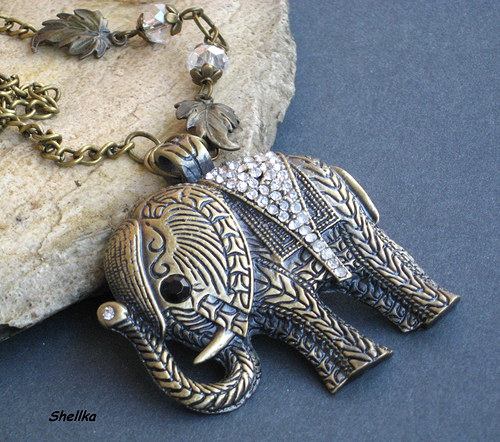 Náhrdelník se slonem 3