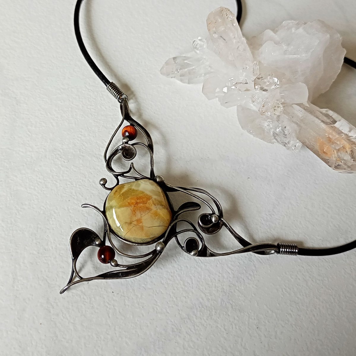 Žlutý opál - náhrdelník