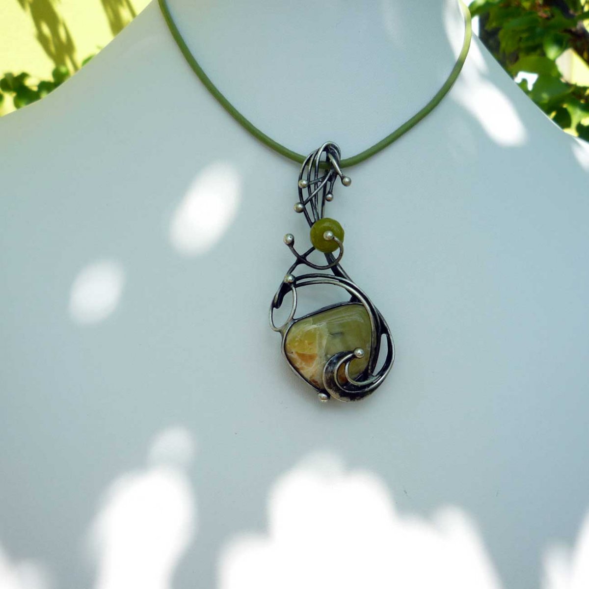 Svěží - opál, křemen