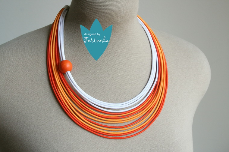 Náhrdelník Mezi slunečníky © design Terinela