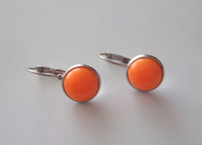 visací náušničky oranžové