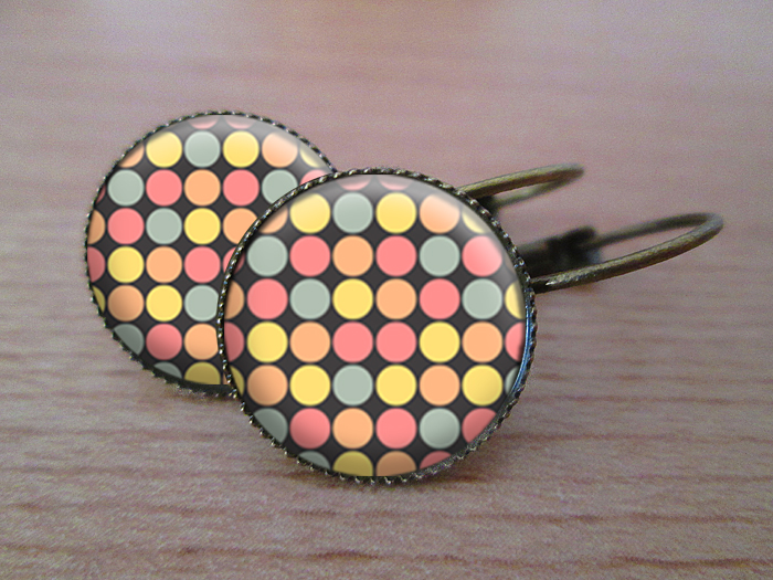 VINTAGE VISACÍ NÁUŠNICE - Oranžovo-barevné puntíky