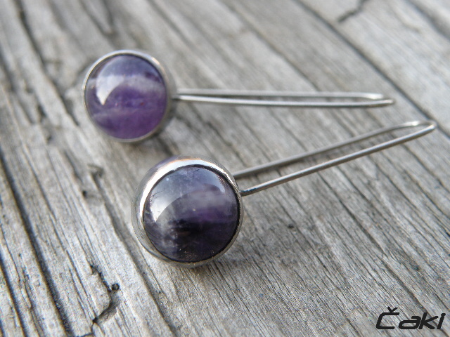Nerezové naušnice s ametystem