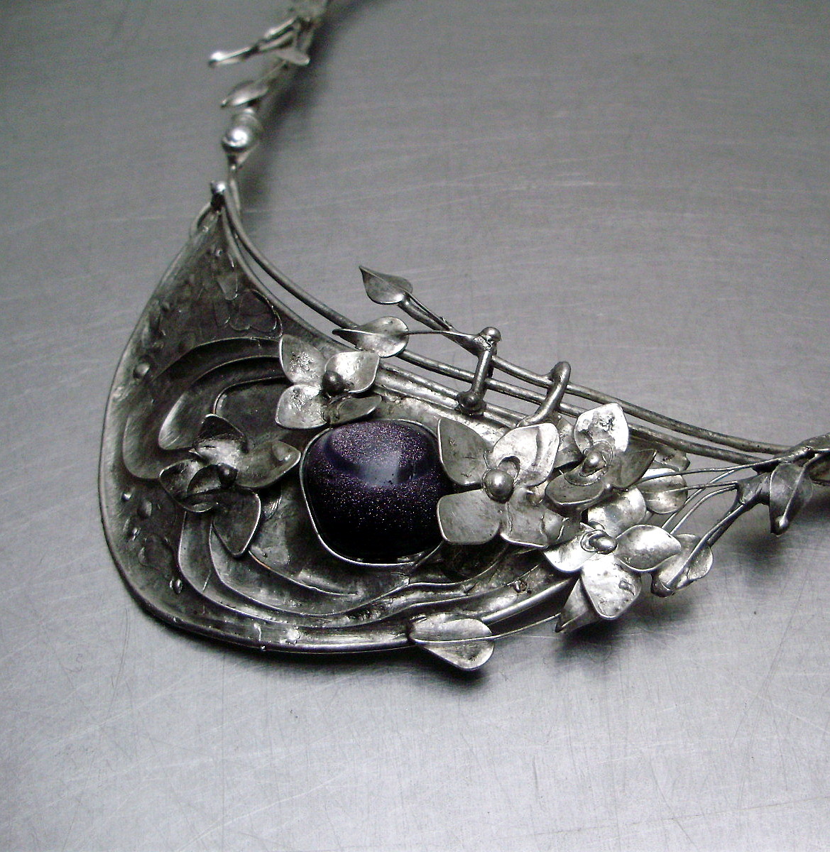 NÁHRDELN ÍK KVĚTY HORTENZIE