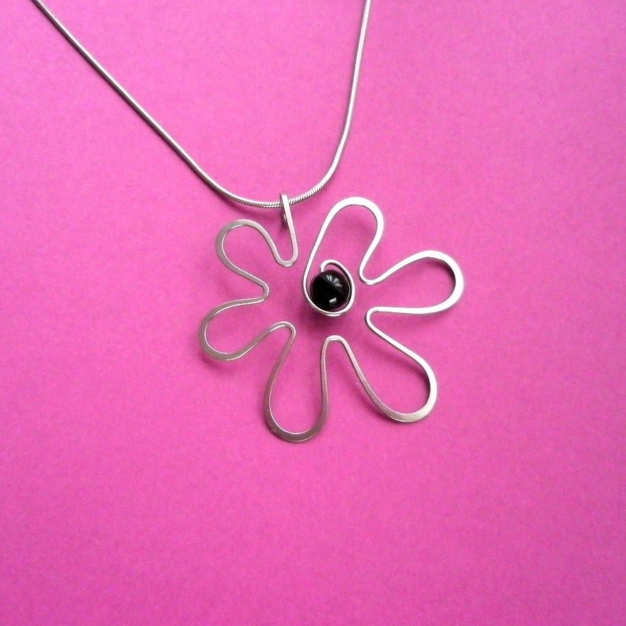 Přívěsek ∞ Flory - chir. ocel