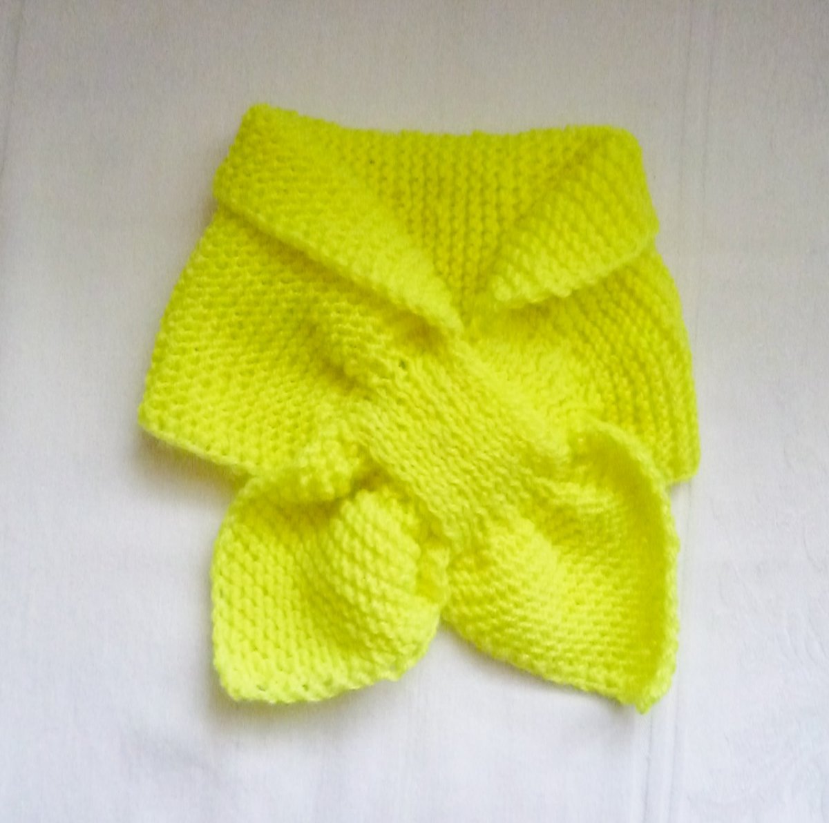 Dětská šála-žlutá neonka