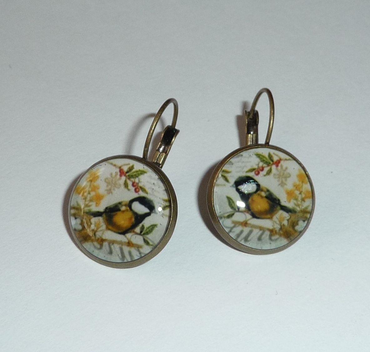 Náušnice z pryskyřice