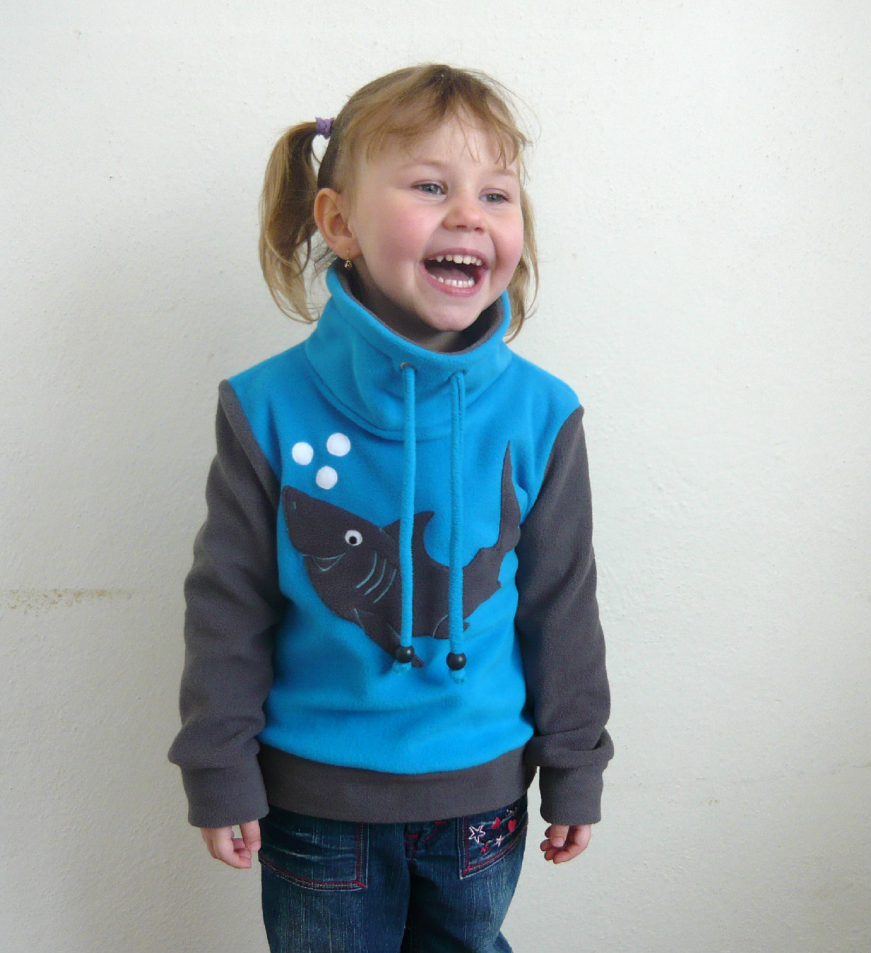 Mikinka se žralokem