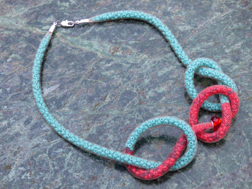 Náhrdelník ... dutinka 023