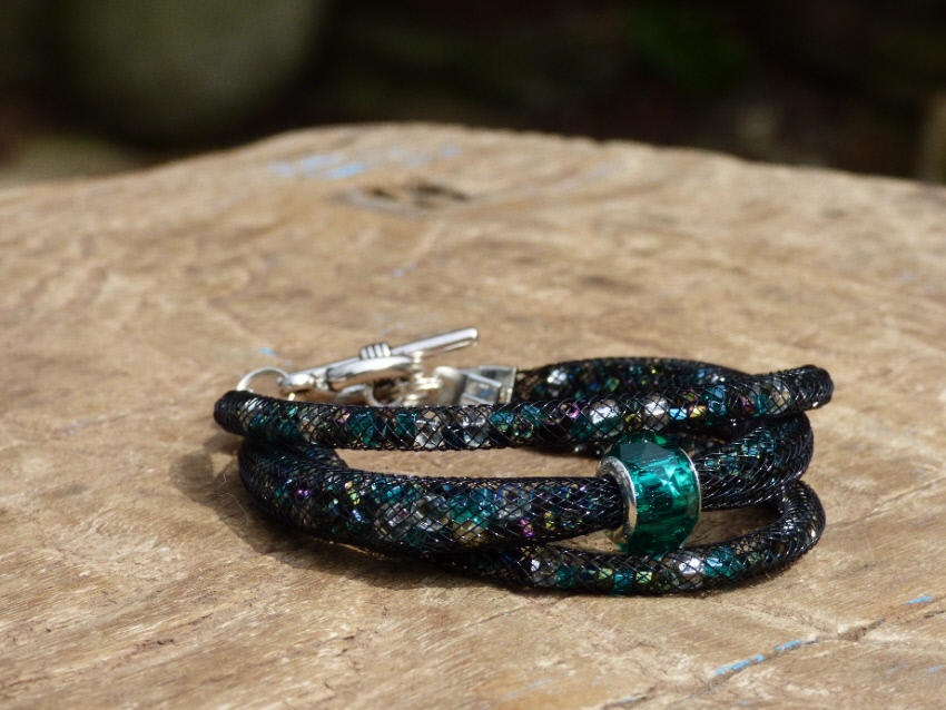 Náramek ... dutinka 013