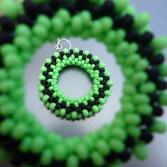 Okroužkuj se Neonově