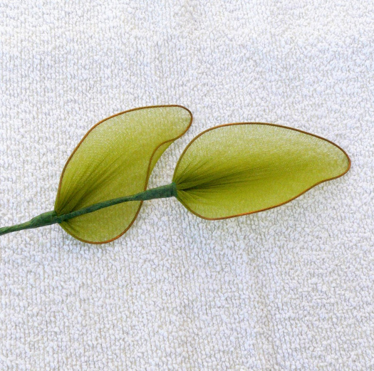 listy podlouhlé - nylonový květ