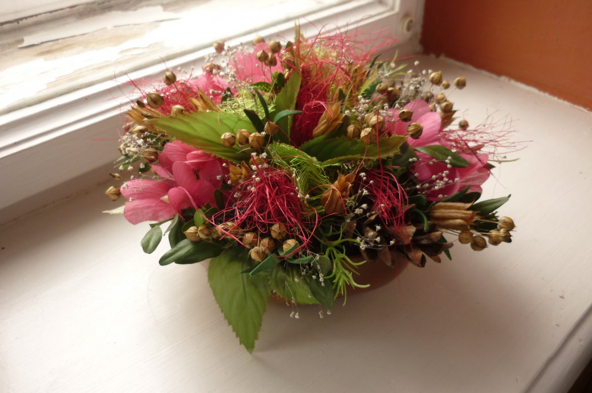 jahodová s pistáciovou