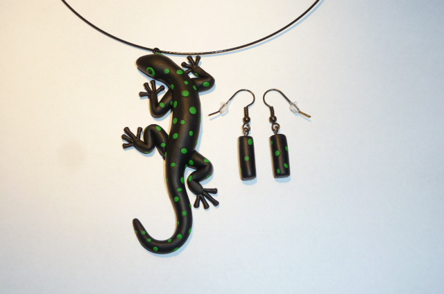 Ještěrčí náušnice