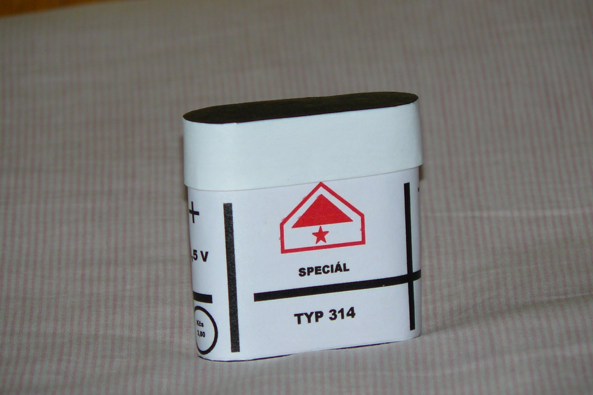 Retro krabička plochá baterie