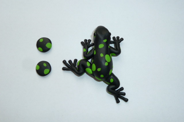 náušnice pro žabičku II.- pecky