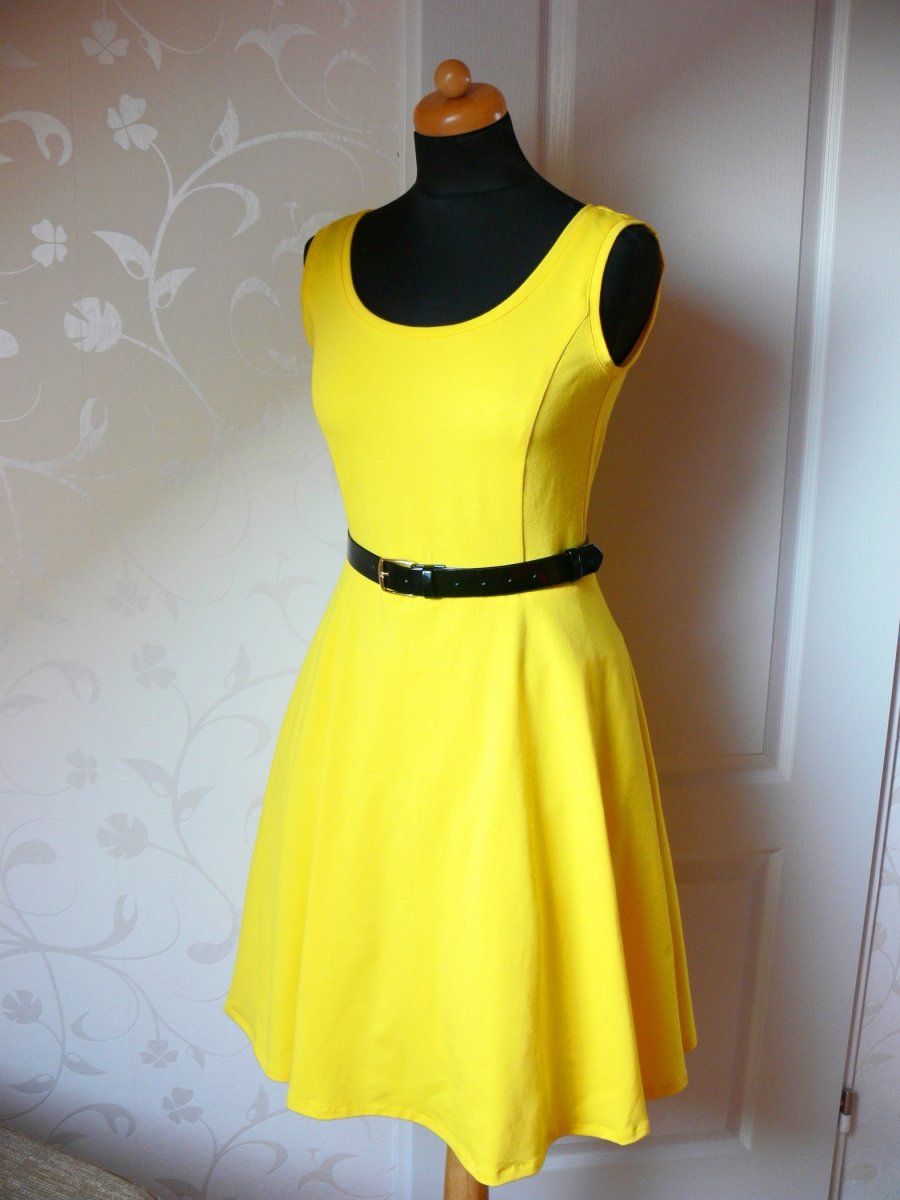 Letní šaty žluté