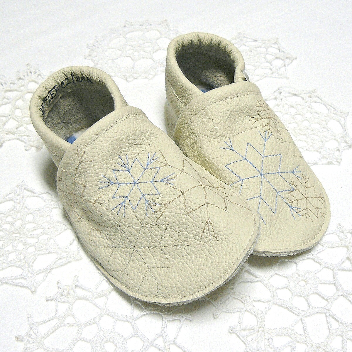 Capáčky LOOCA - mráz ... SKLADEM vel.24