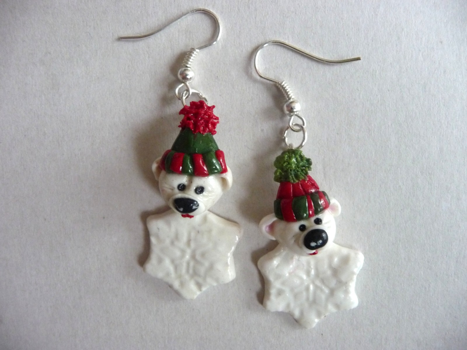 Medvídek se sněhovou vločkou