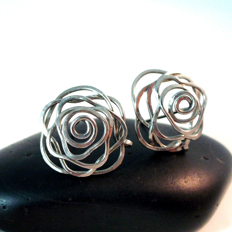 NÁUŠNICE / puzety Mini růže