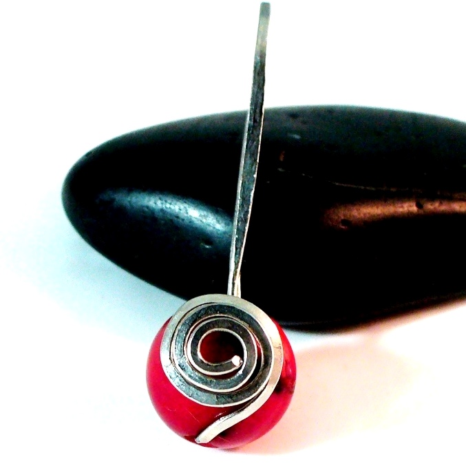 NÁHRDELNÍK Spirála času