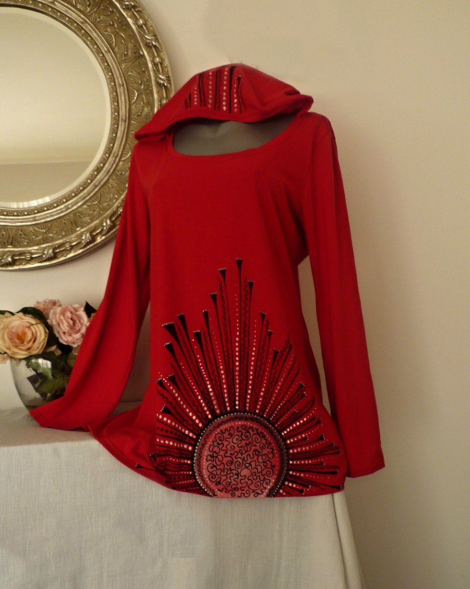 Tunika  s kapucí vel.S a M