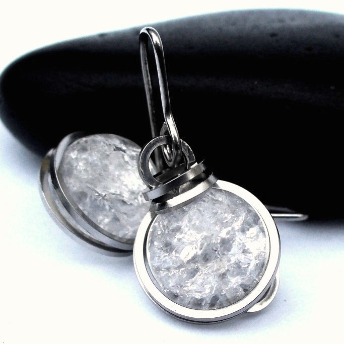 NÁUŠNICE  Mrazivá noc