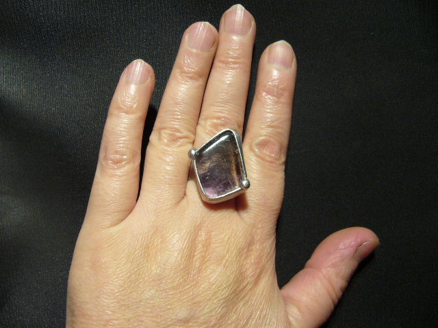 Mezi nocí a svítáním - prsten s ametrínem