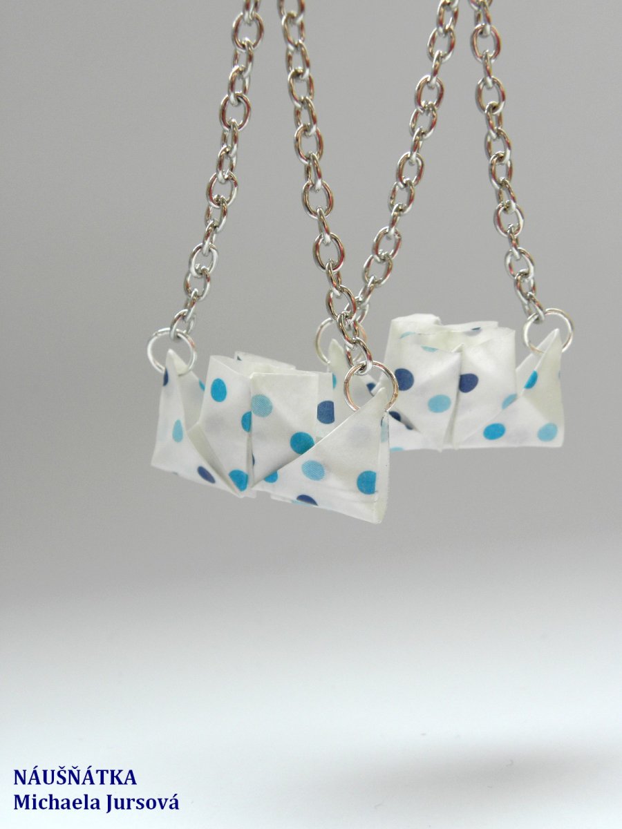 - origami boat - náušnice, puntík