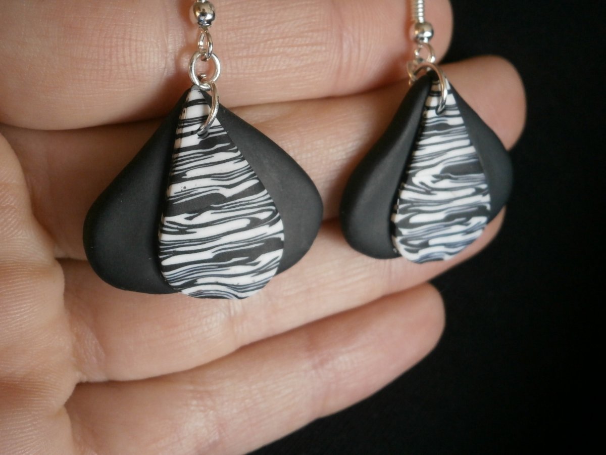 Náušnice černobílé slzičky