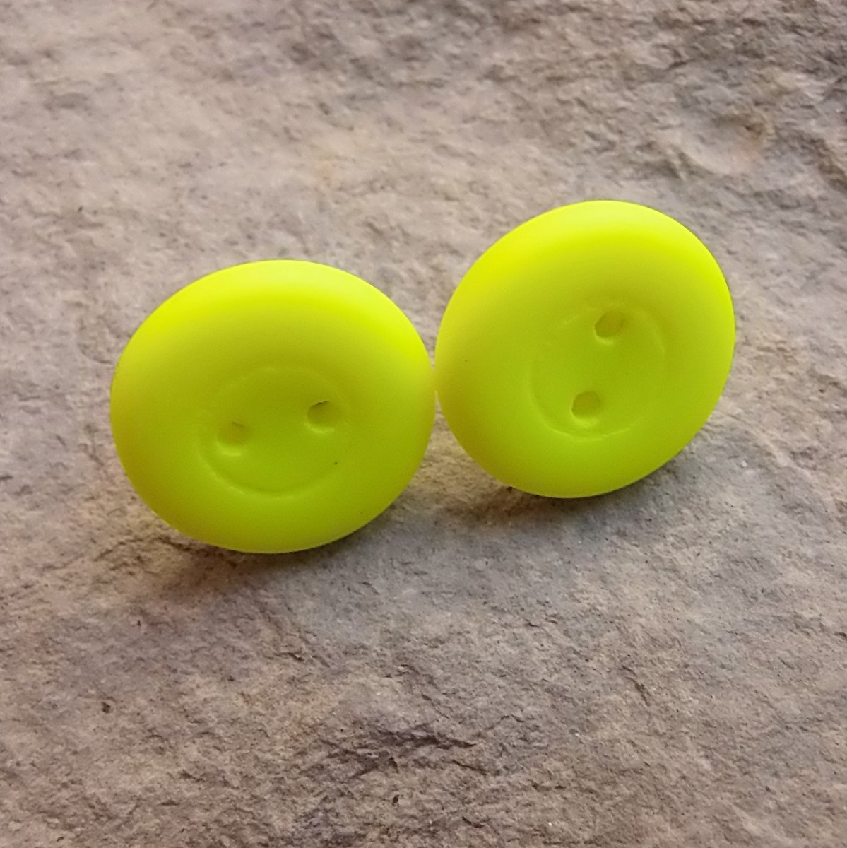 Neonové knoflíky - puzety