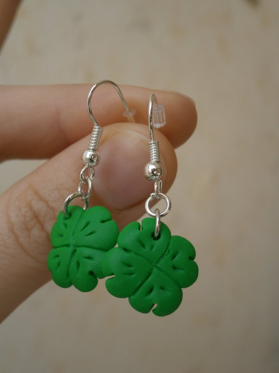 Náušnice čtyřlístky