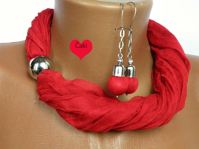 Vášnivá červená - náhrdelník