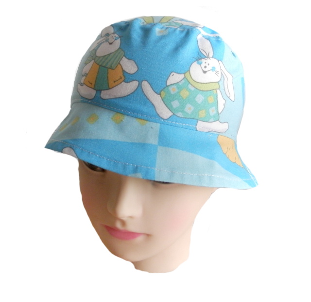 KLOBOUČEK LETNÍ DĚTSKÝ-modrý se zajíčky