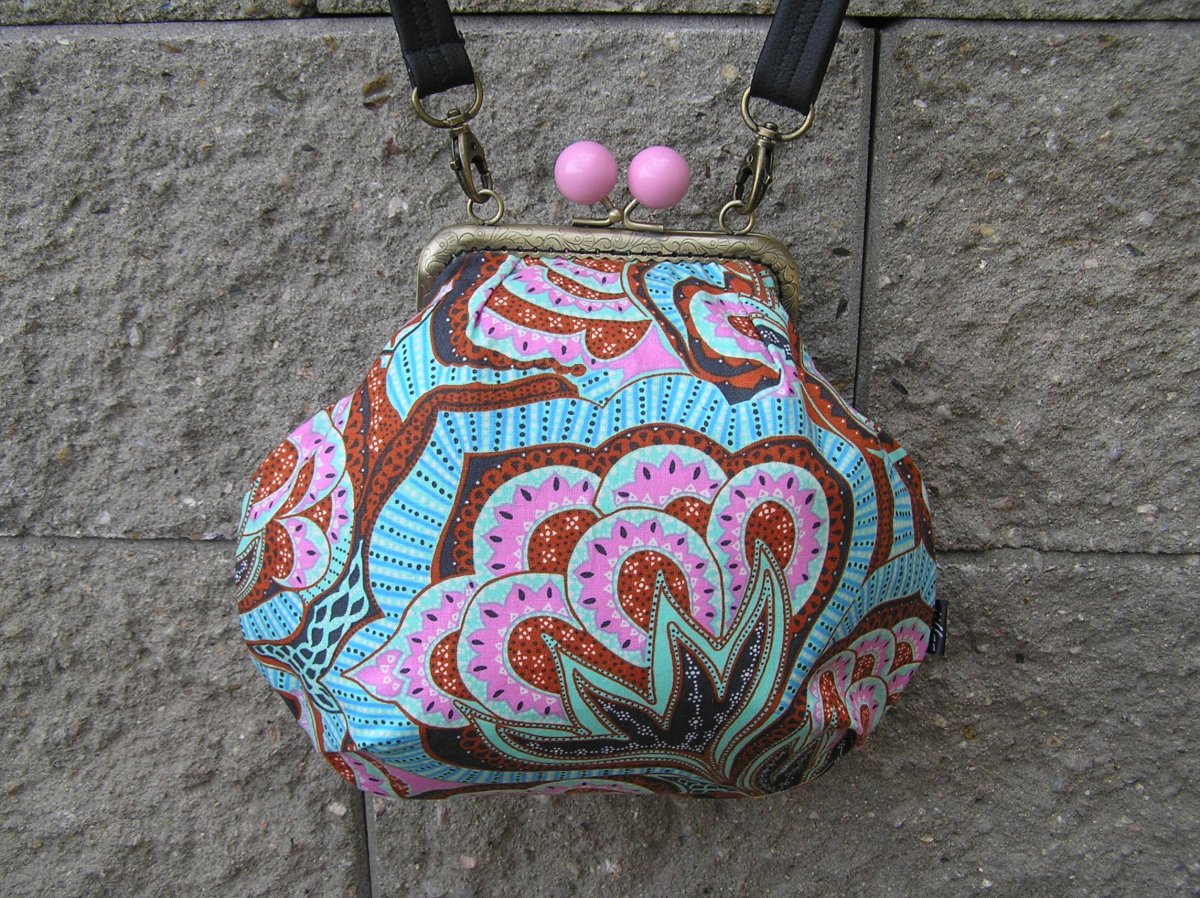 oasis in river stone - originalni kabelka